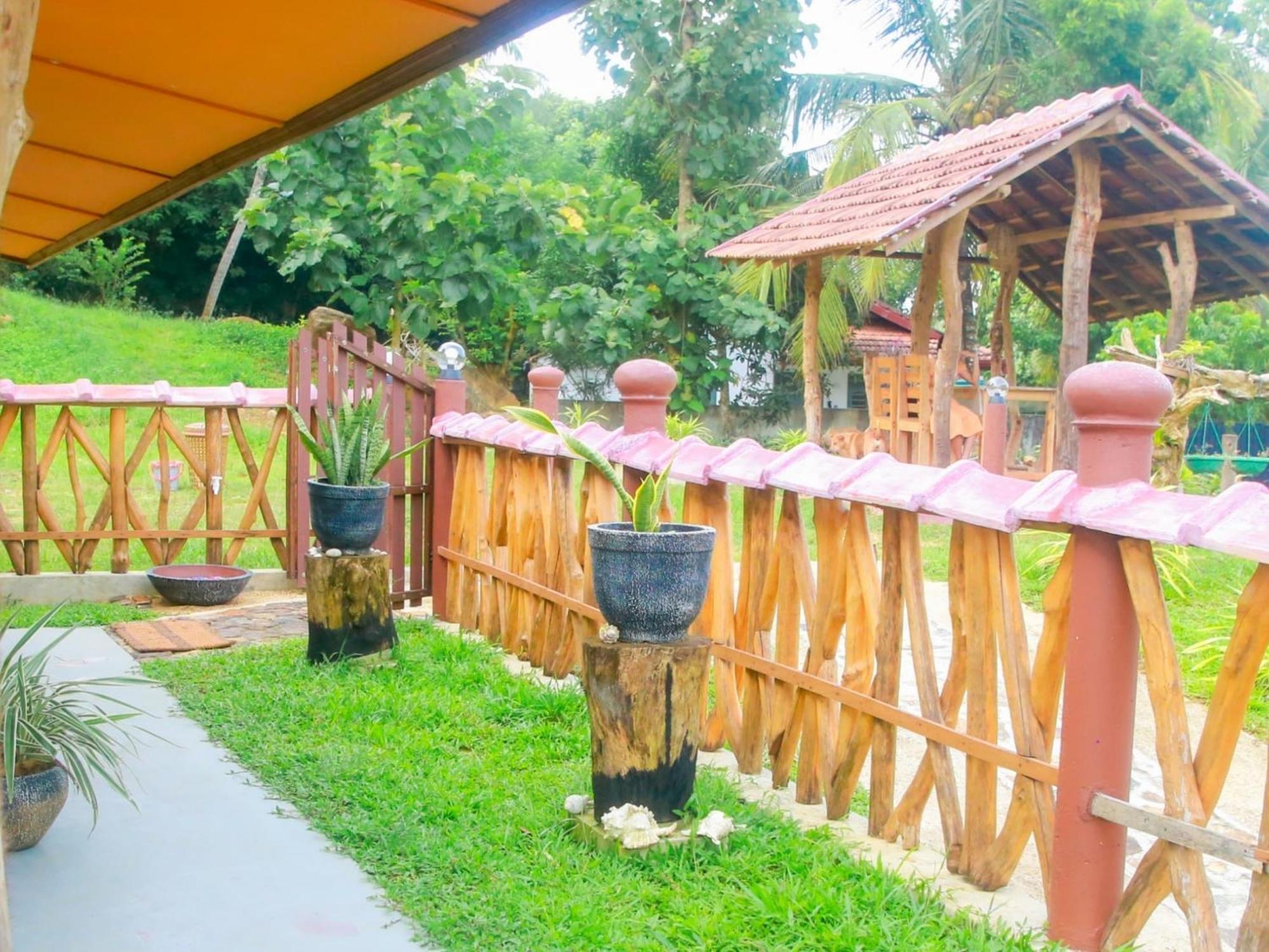 Villa Blue Ocean Tree House Hiriketiya *