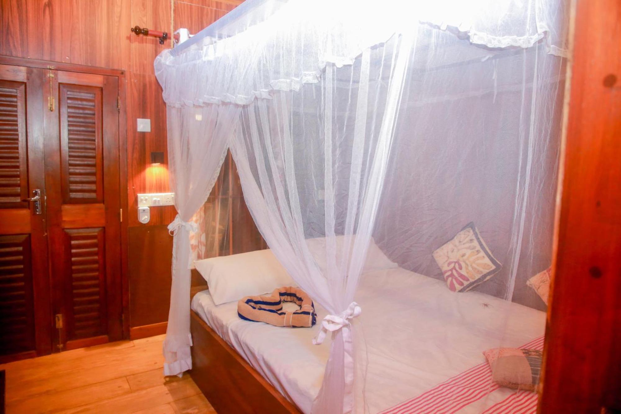 Villa Blue Ocean Tree House Hiriketiya *